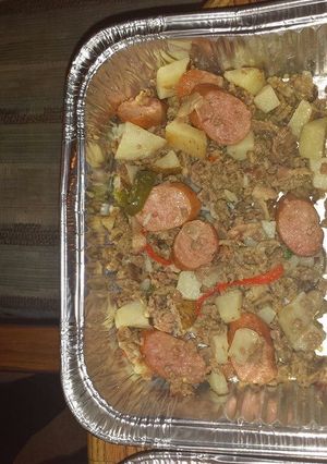 A picture of Salchichon (smoked sausage) and Beef.