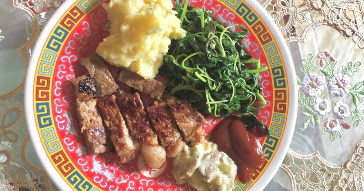 Resep Sirloin Steak Mashed Potato oleh dinidwia Cookpad