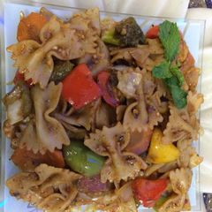 A picture of Farfalle Mongolian pasta.