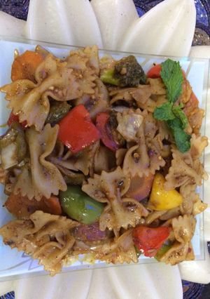 A picture of Farfalle Mongolian pasta.