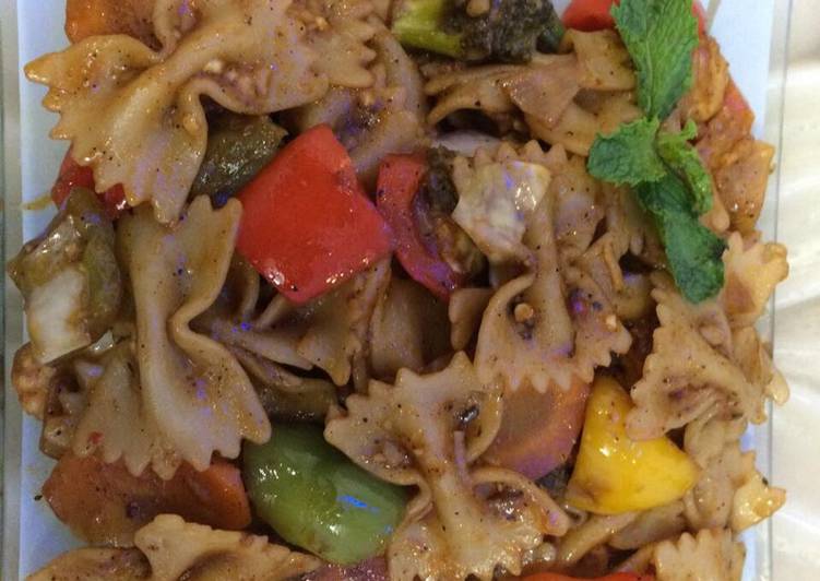 Recipe of Tasty Farfalle Mongolian pasta