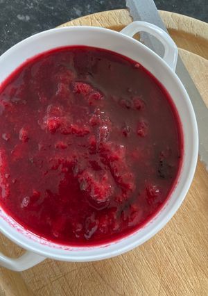 A picture of Quick plum and vanilla compote.
