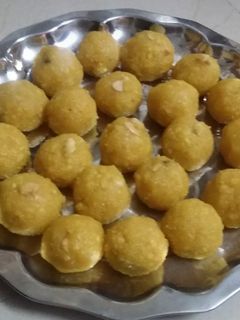 சாப்ட்லட்டு(soft laddoo recipe in tamil) செய்முறை முக்கிய புகைப்படம்