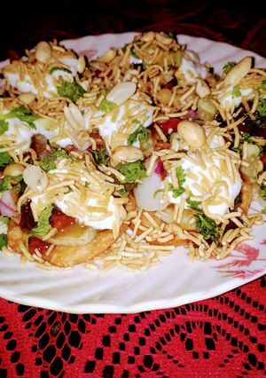 পাপড়ি চাট (papri chat recipe in Bengali) রেসিপির প্রধান ছবি