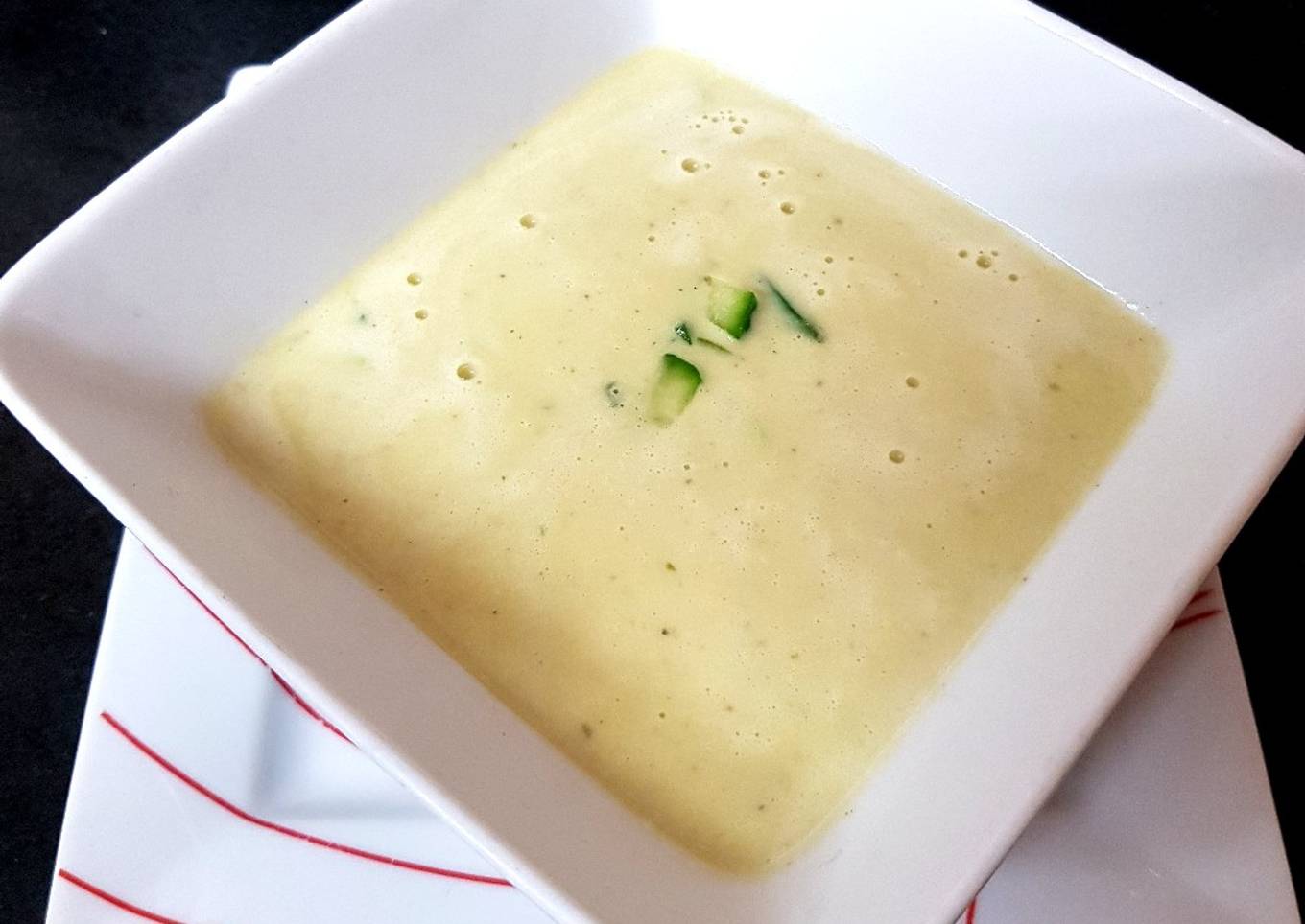 Avocado & Cucumber Soup 😘