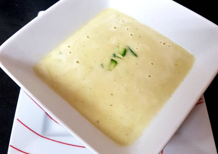 Avocado & Cucumber Soup π