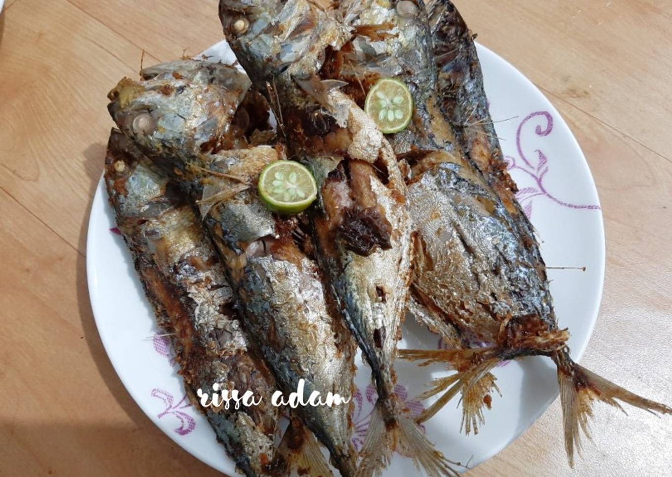 Ikan kembung goreng simple dan enak