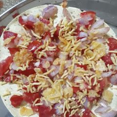 A picture of Masala papad.