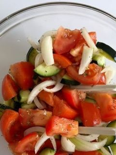 Foto de Salada de Tomate e Pepino