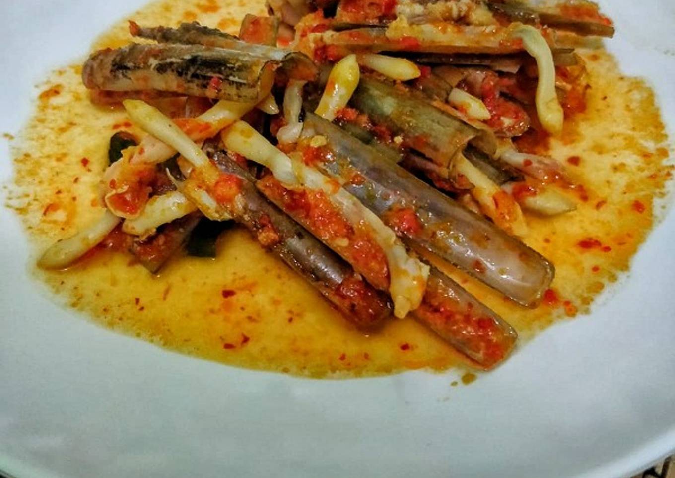 Rica-rica kerang bambu