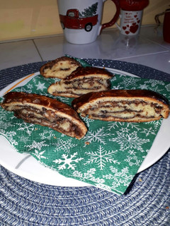 Bejgli mogyorókrémes-banános recept fotója