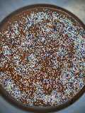 Tarta de obleas tipo huesitos para cumpleaños ¡genial para hacer con niños!