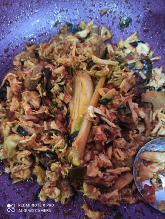 Langkah Gampang Menyiapkan Resep Rica ayam suwir kemangi yang  Bikin Ketagihan Anti Ribet, Uenak Banget