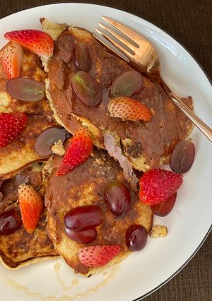 A picture of Protein banana pancakes!.