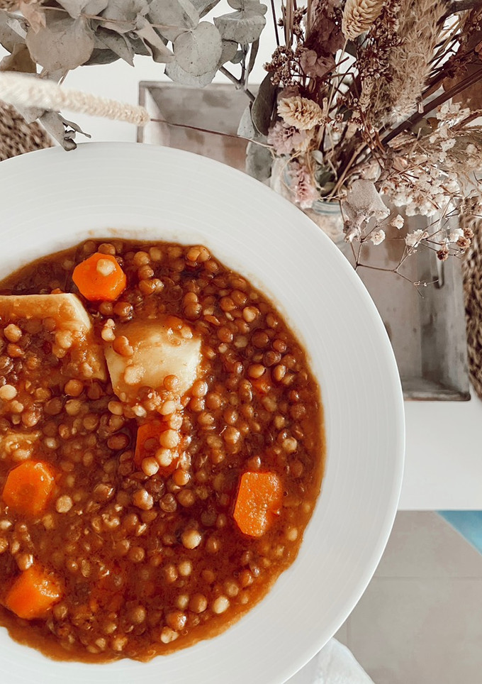 Una foto de Lentejas con verduras
