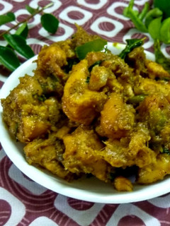 பெப்பர் சிக்கன்(pepper chicken recipe in tamil) செய்முறை முக்கிய புகைப்படம்