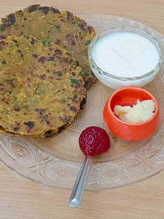 મેથી ની ભાજી ના ઢેબરાં (Methi Bhaji Dhebra Recipe In Gujarati) રેસીપી મુખ્ય ફોટો