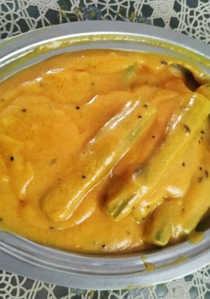 A picture of Drumstick Curry.