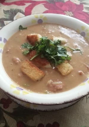 Una foto de Crema de porotos