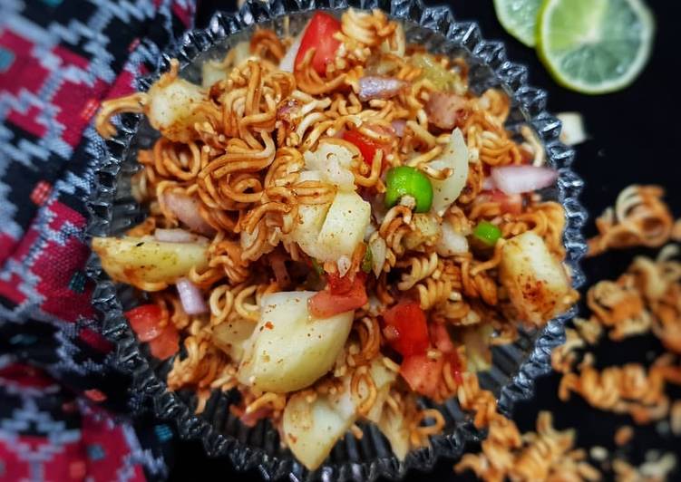 Steps to Make Any-night-of-the-week Wai Wai Bhel