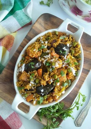 A picture of Maharashtrian Masaale Bhaat (Aromatic Rice With Healthy Veggies).