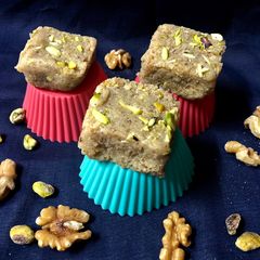 Walnuts Barfi A picture of Walnuts Barfi.
