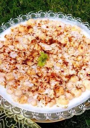 A picture of Meethi dahi phulkiyaan.