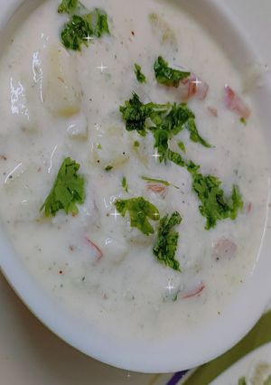 A picture of Vegetable raita.