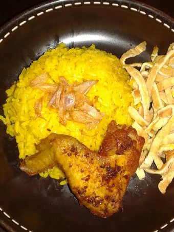 Langkah Gampang Membuat Resep  Nasi kuning magicom praktis yang Enak, Enak