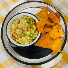 A picture of Classic Guacamole.