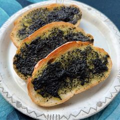 A picture of Nori Butter Toasted Bread.