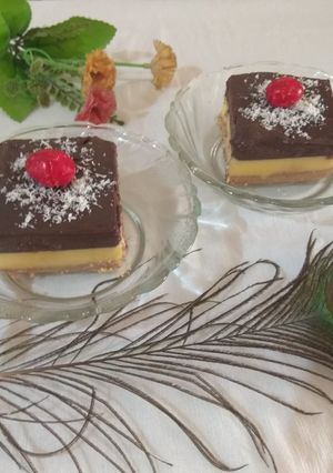 A picture of Layered pudding.