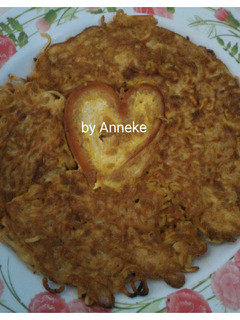 Foto resep OMiSo (Omelet Mie Sosis)