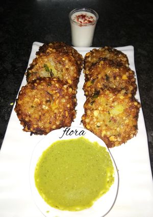A picture of Falhari vada.