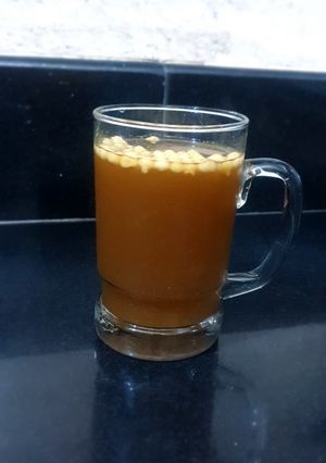 A picture of Golgappe ka pani.