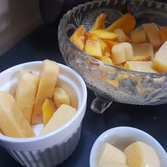 A picture of Peach yogurt bars.