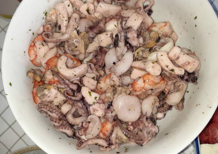 Insalata di mare sbrigativa..ma buona! 🥰🥰🙂🙂😋😋
