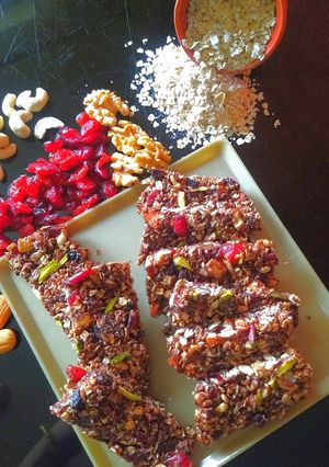 A picture of Chocolate Granola Bars.