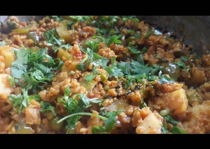 Veg keema (soya granules)