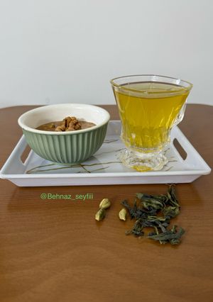 عکسی از دستور دمنوش چای سبز و هل