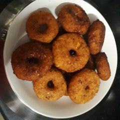 A picture of Savoury donets.