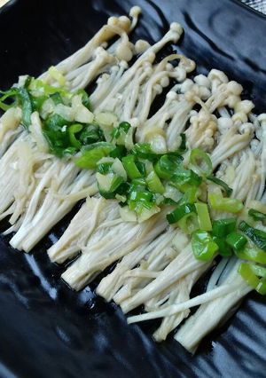 Foto resep Paengi Beoseot Bokkeum (팽이버섯 볶음) Tumis Jamur Enoki Korea