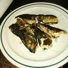 A picture of Grilled carapau.