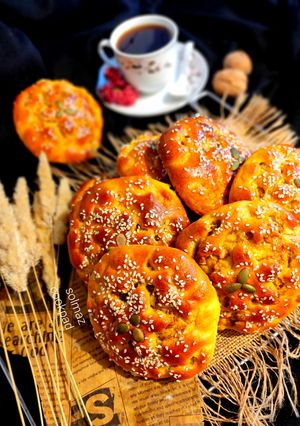 عکسی از دستور نان مغز دار کدو حلوایی solmaz