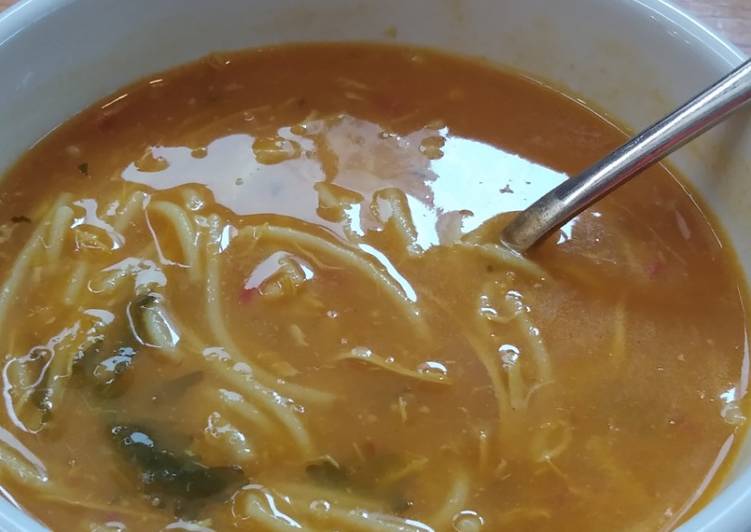 Bagaimana Membuat Sup Ayam laksa labu Kuning (Chicken laksa pumpkin soup), Lezat