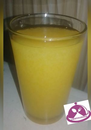 A picture of Orange and ginger juice.