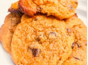 Foto principal de Galletas cetogénicas con chispas de chocolate y calabaza
