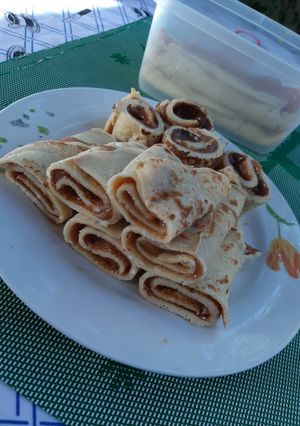 Una foto de Panqueques con dulce de leche 😋