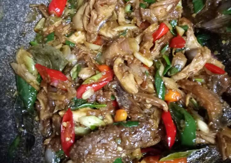 Resep Ayam suwir pedas versi bumbu iris Anti Gagal