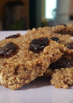 Una foto de Galletas de avena, banana y pasas